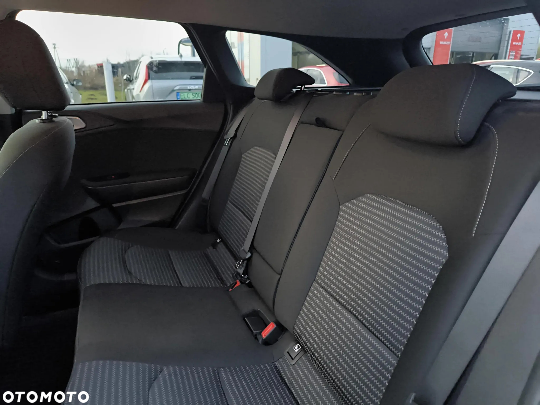 Kia Ceed 1.5 T-GDI M - 15