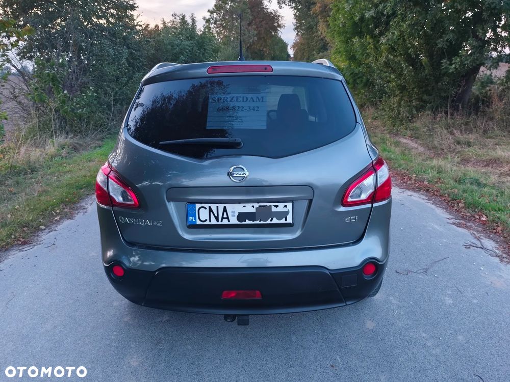 Nissan Qashqai+2 - 10