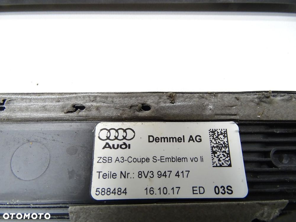 LISTWA NAKŁADLA PROGU PRAWA LEWA KOMPLET 8V3947417 8V3947418 AUDI A3 8V 3D - 8