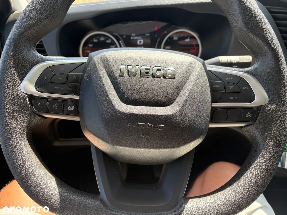 Iveco Daily - 10