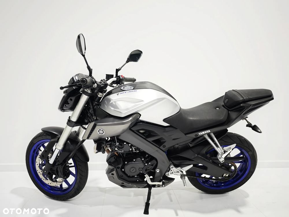 Yamaha MT - 4