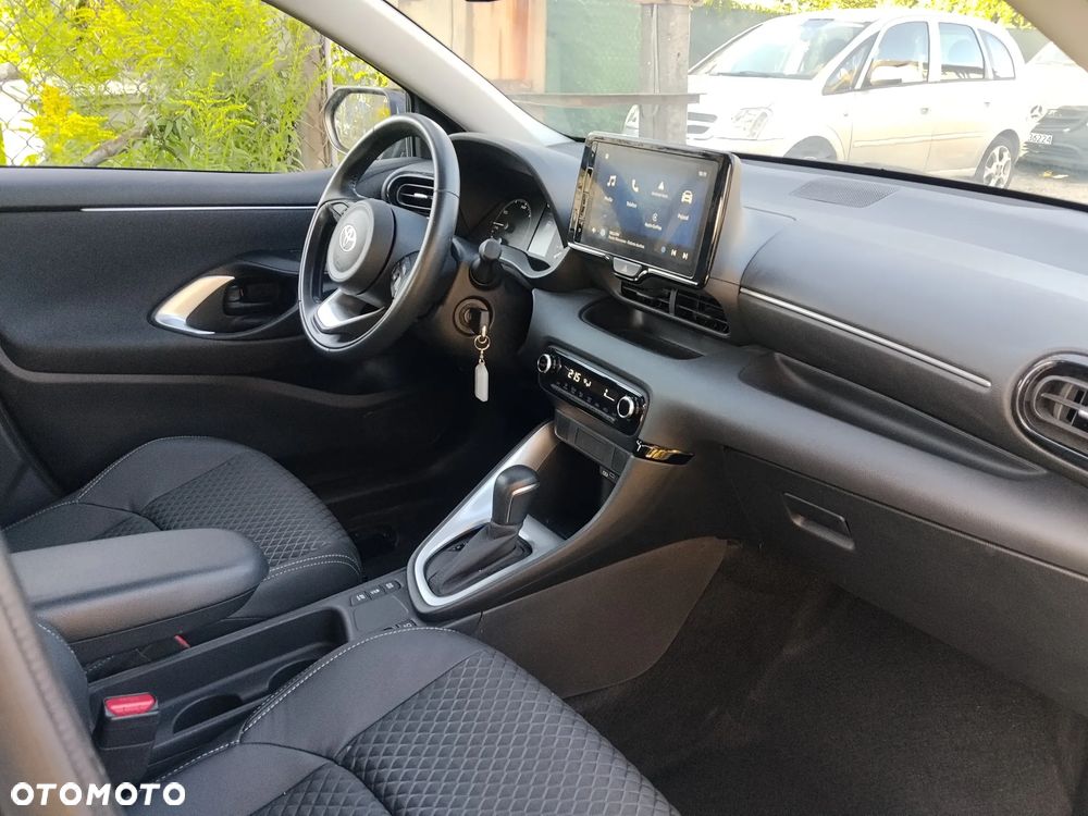 Toyota Yaris 130 1.5 VVT-i Style - 11