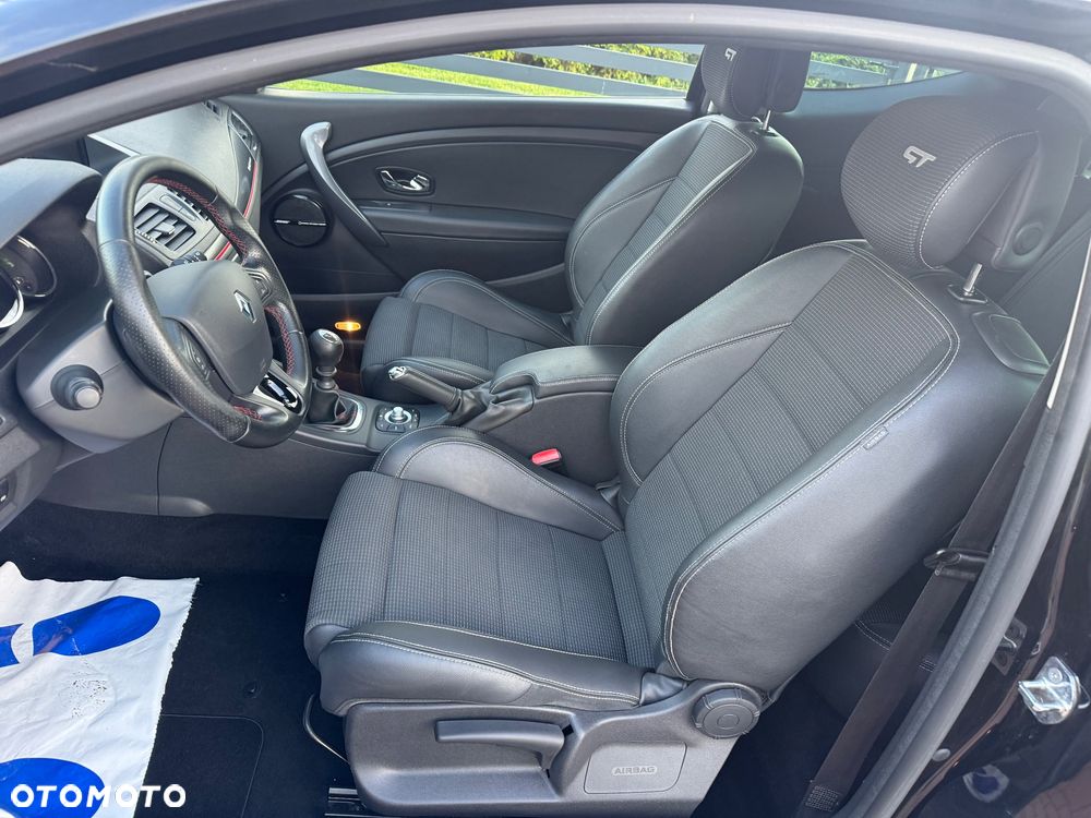 Renault Megane 220 GT - 16