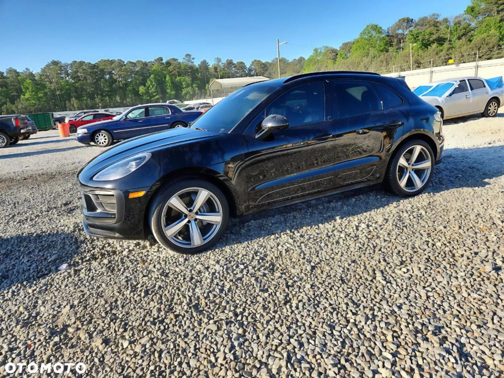 Porsche Macan - 3