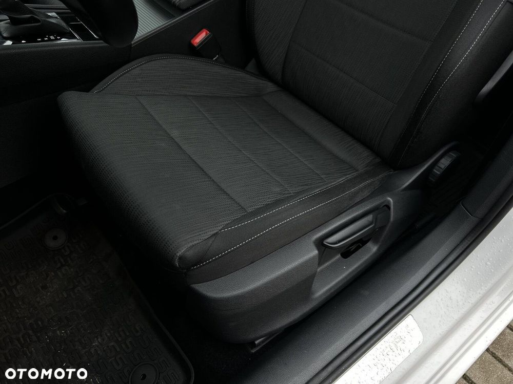 Skoda Superb 2.0 TDI SCR Ambition DSG - 13