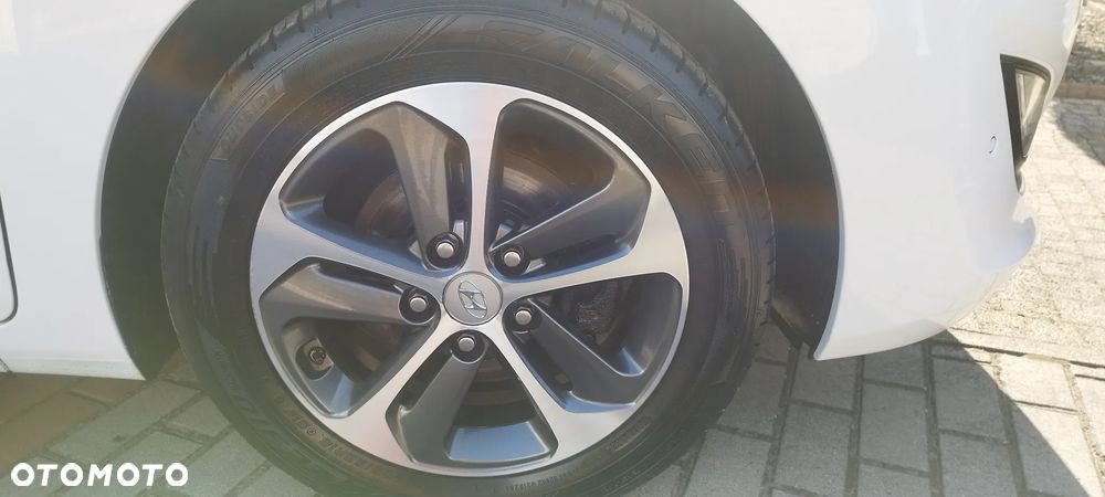 Hyundai i30 1.4 Premium - 15
