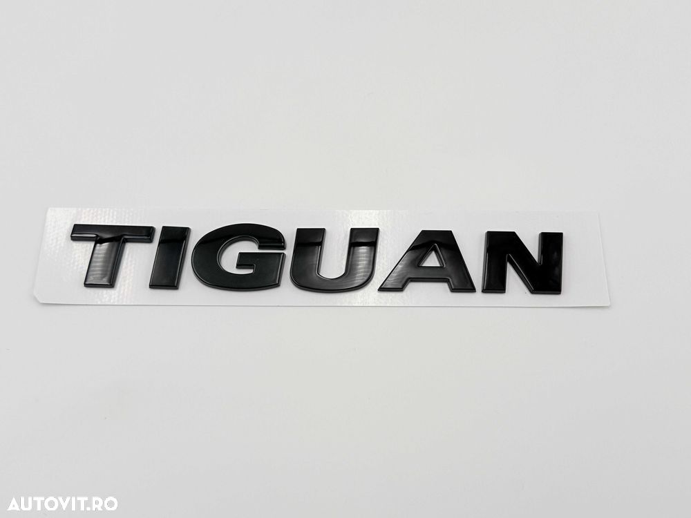 Emblema Compatibila VW Tiguan negru - 1