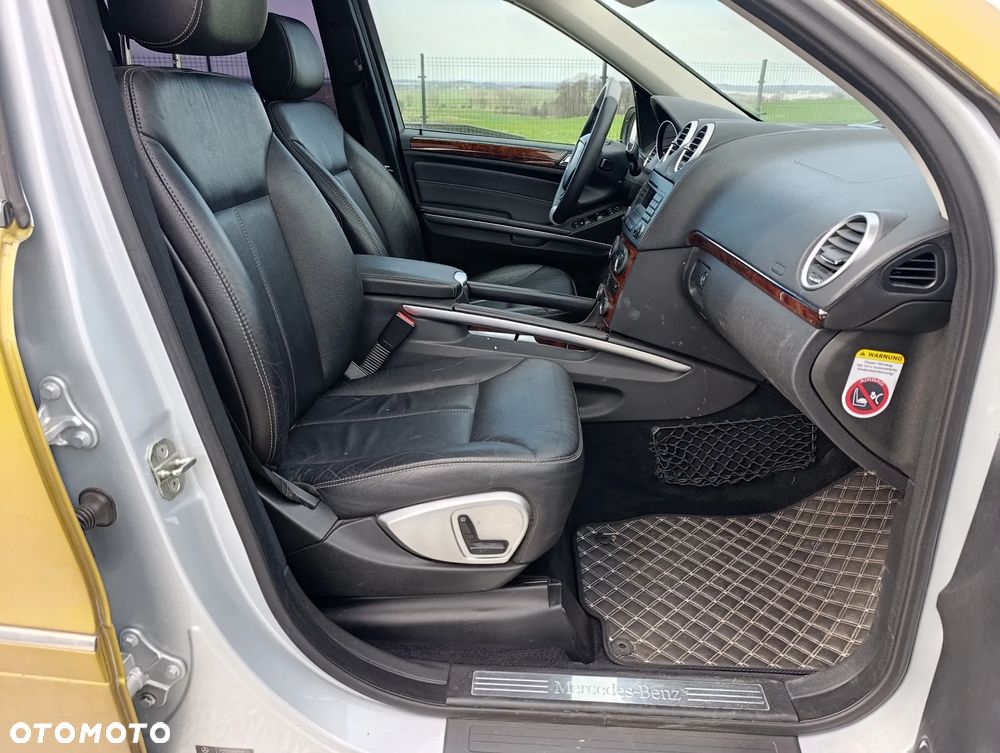 Mercedes-Benz GL 320 CDI - 16