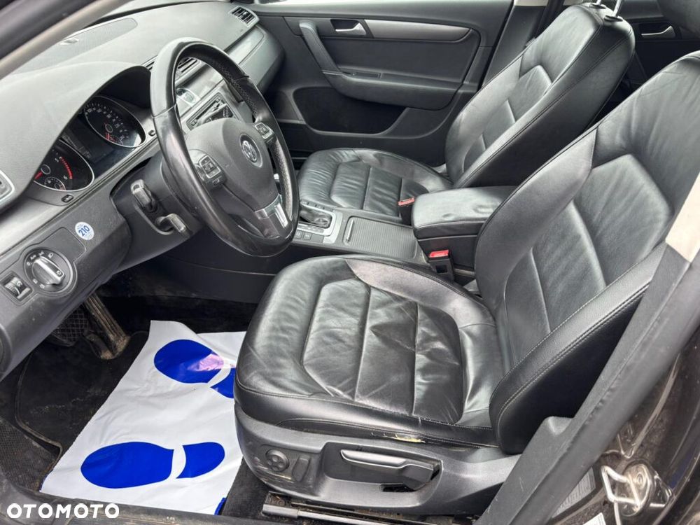 Volkswagen Passat 2.0 Blue TDI DSG SCR Comfortline - 21