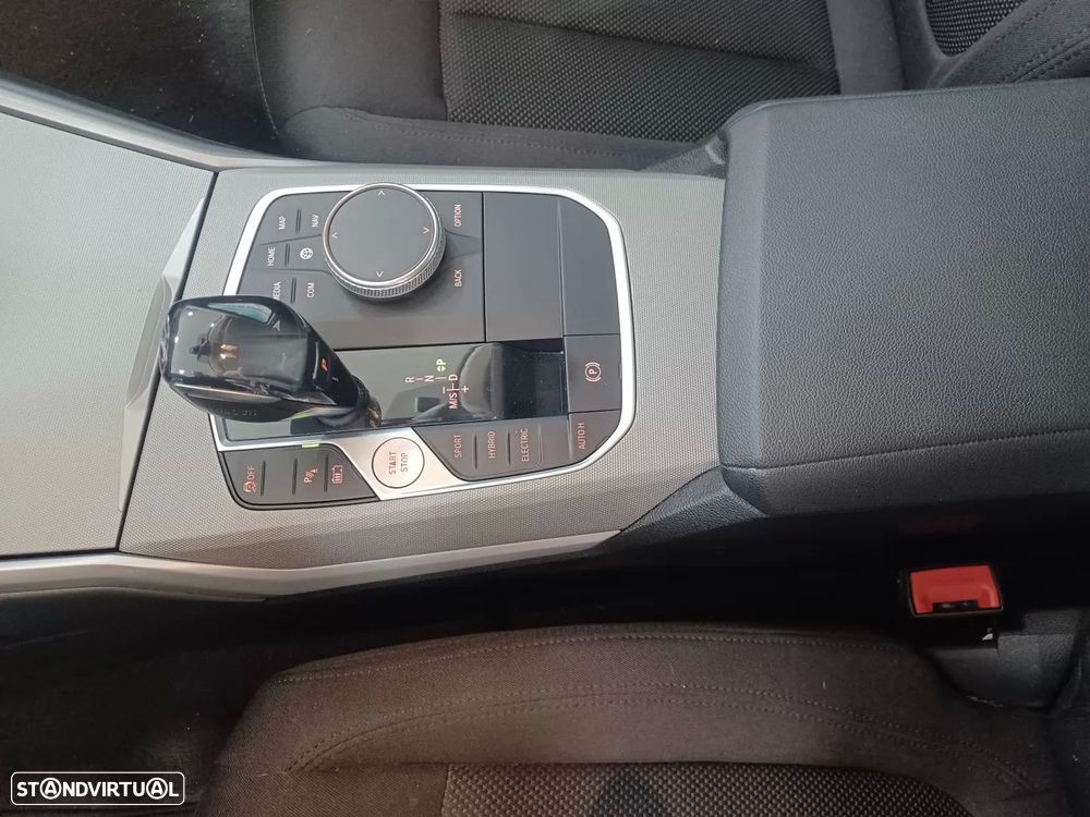 BMW 330 e Corporate Edition Auto - 22