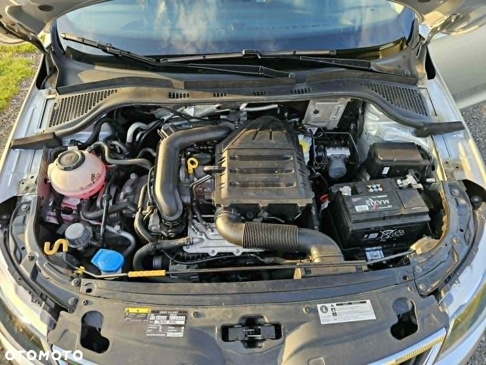 Skoda RAPID 1.0 TSI Ambition - 8