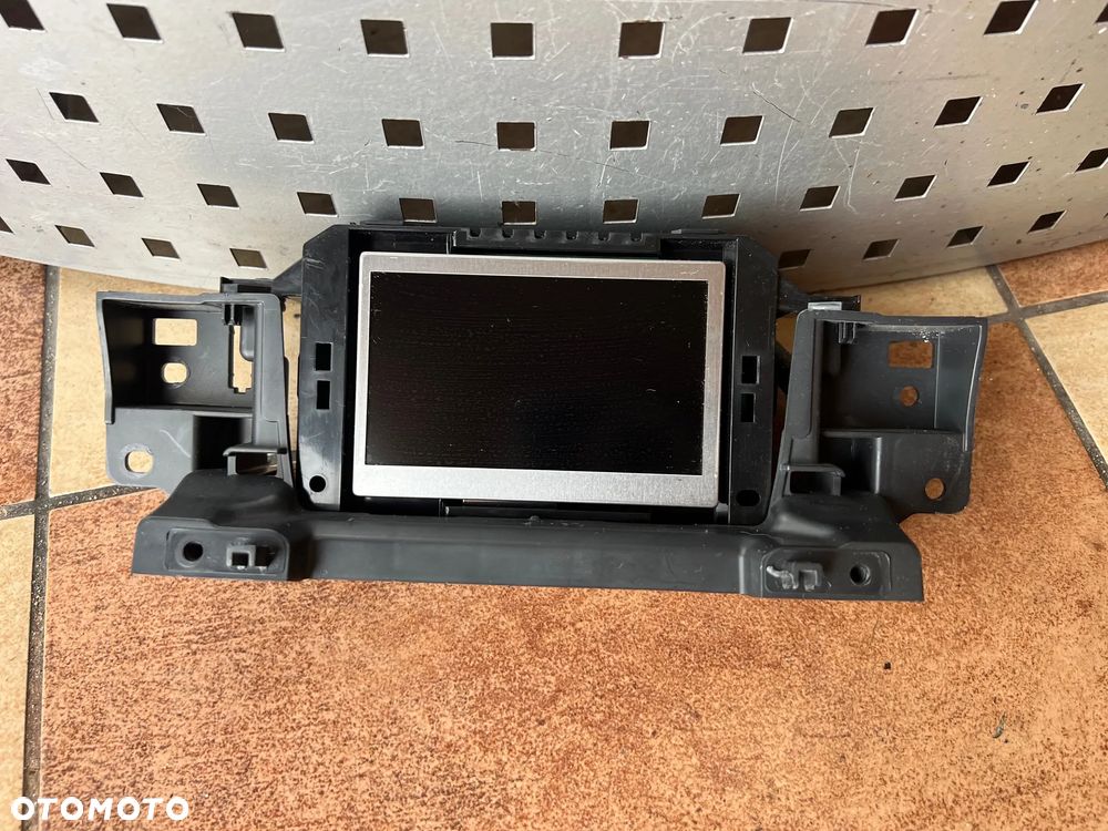 RADIO WYŚWIETLACZ NAVI FORD FOCUS MK3 F1BT-18C815-GH  F1FT-18B955-GD CENA ZA KOMPLET - 4