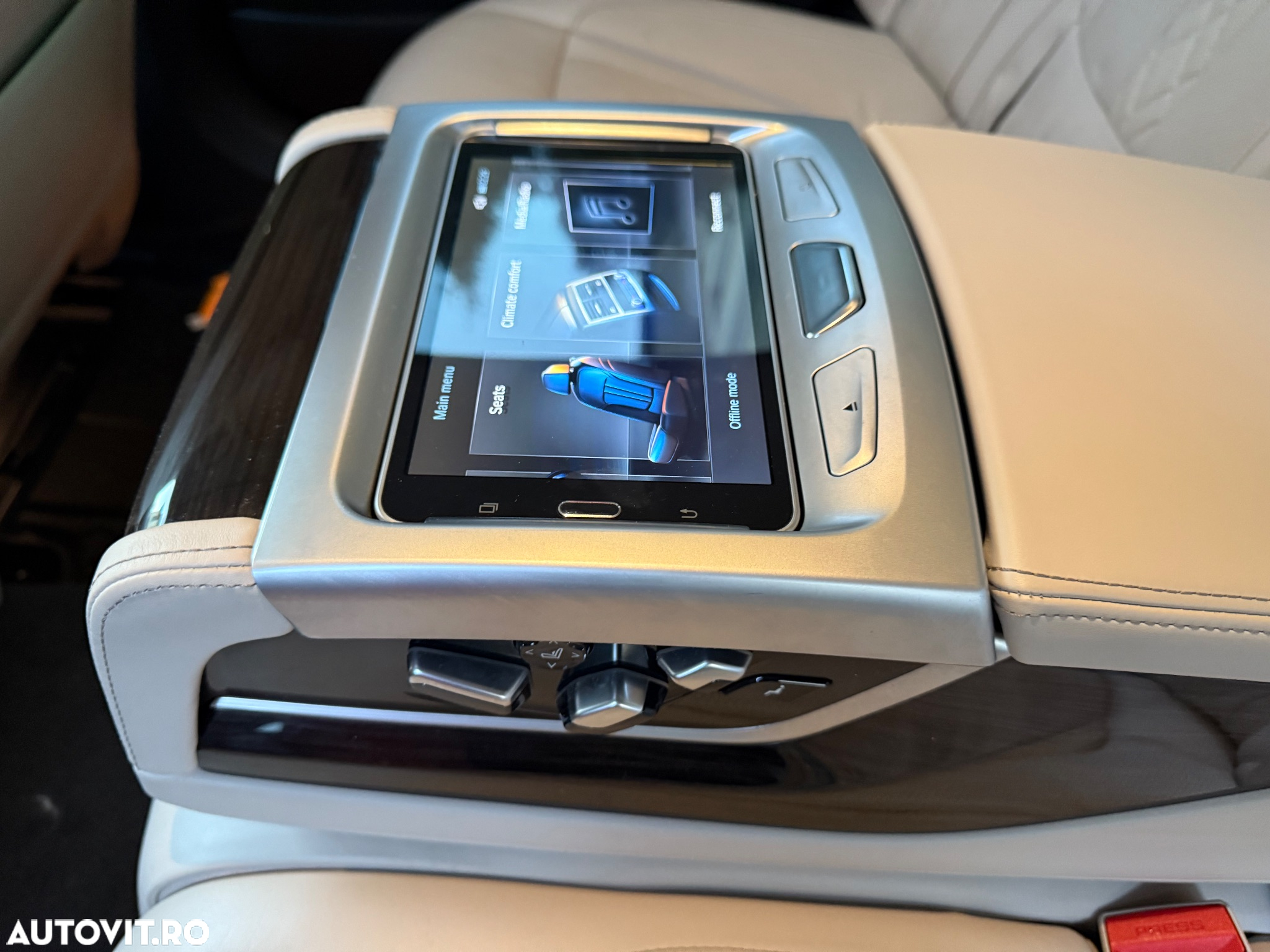 BMW Seria 7 730d xDrive - 9