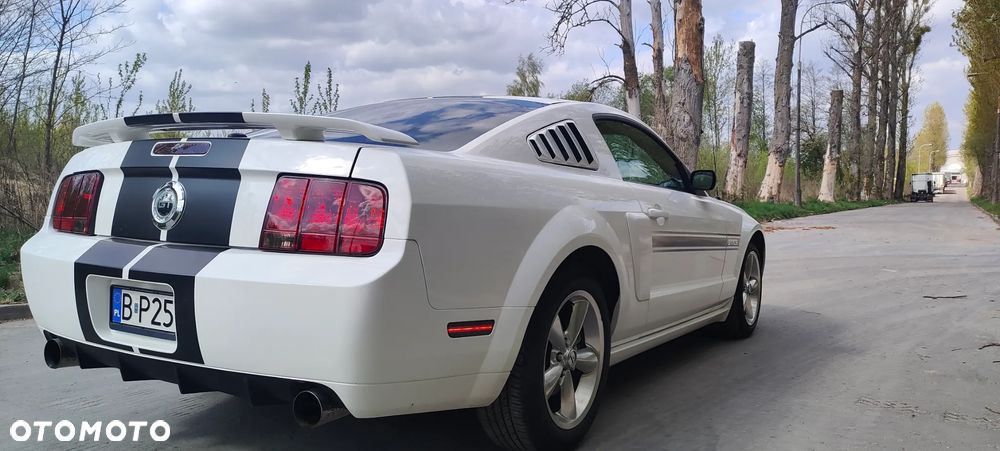 Ford Mustang 4.6 V8 GT Convertible - 27
