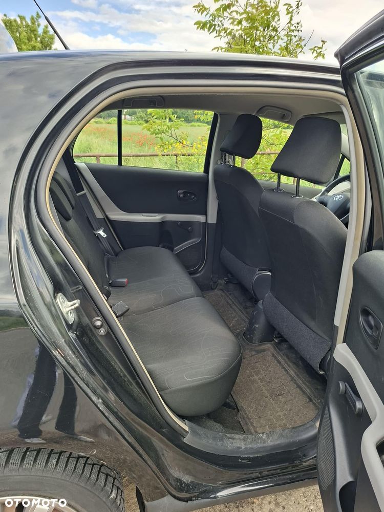 Toyota Yaris 1.0 VVT-i Luna - 10
