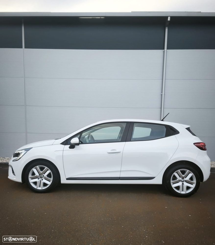 Renault Clio - 8