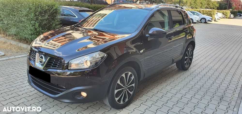 Nissan Qashqai - 1