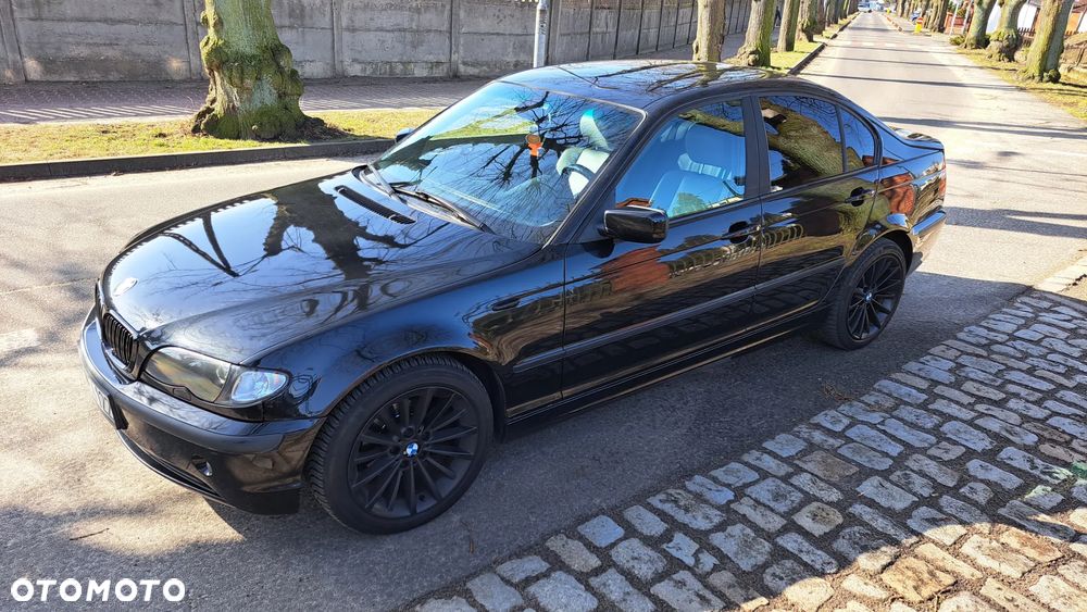 BMW Seria 3 320i - 27