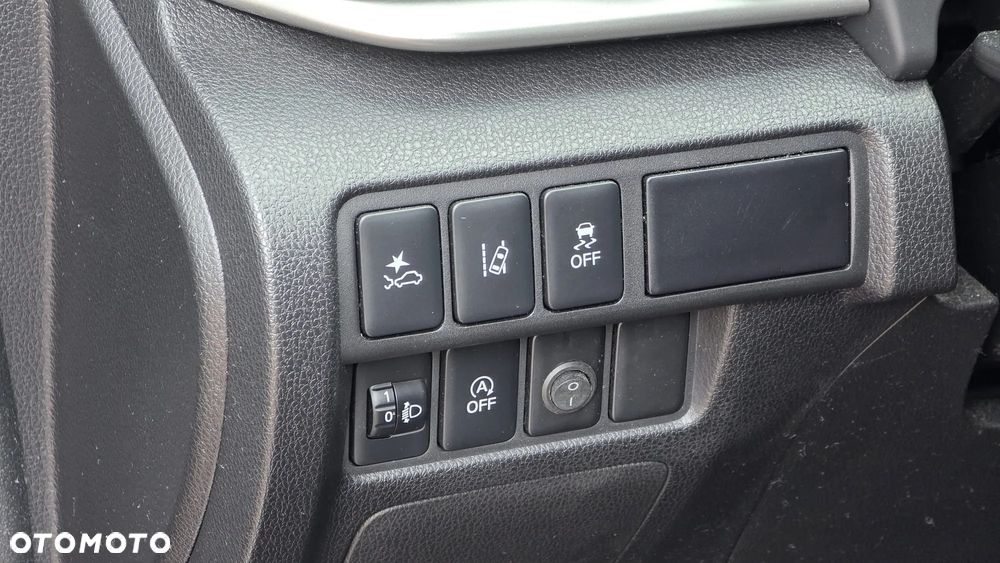Mitsubishi Eclipse Cross 1.5 T GPF Invite Plus - 22