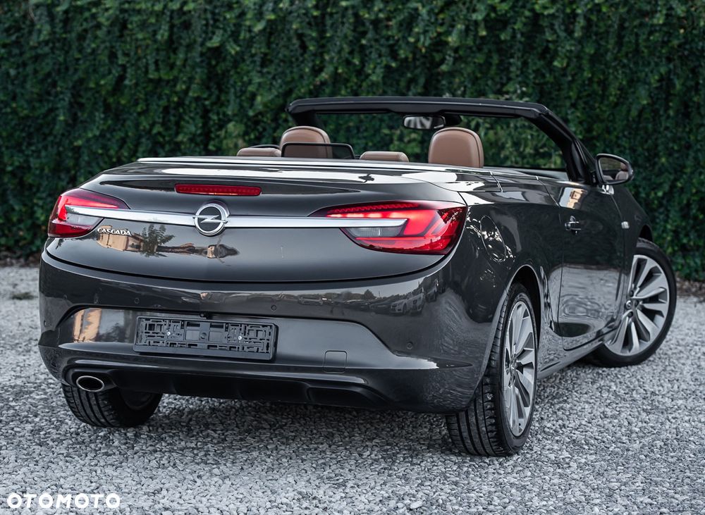 Opel Cascada 1.4 T Cosmo S&S - 10