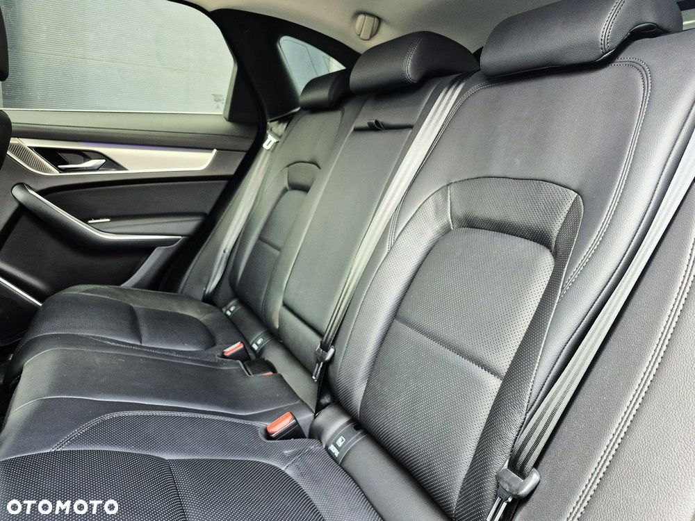 Jaguar F-Pace - 27