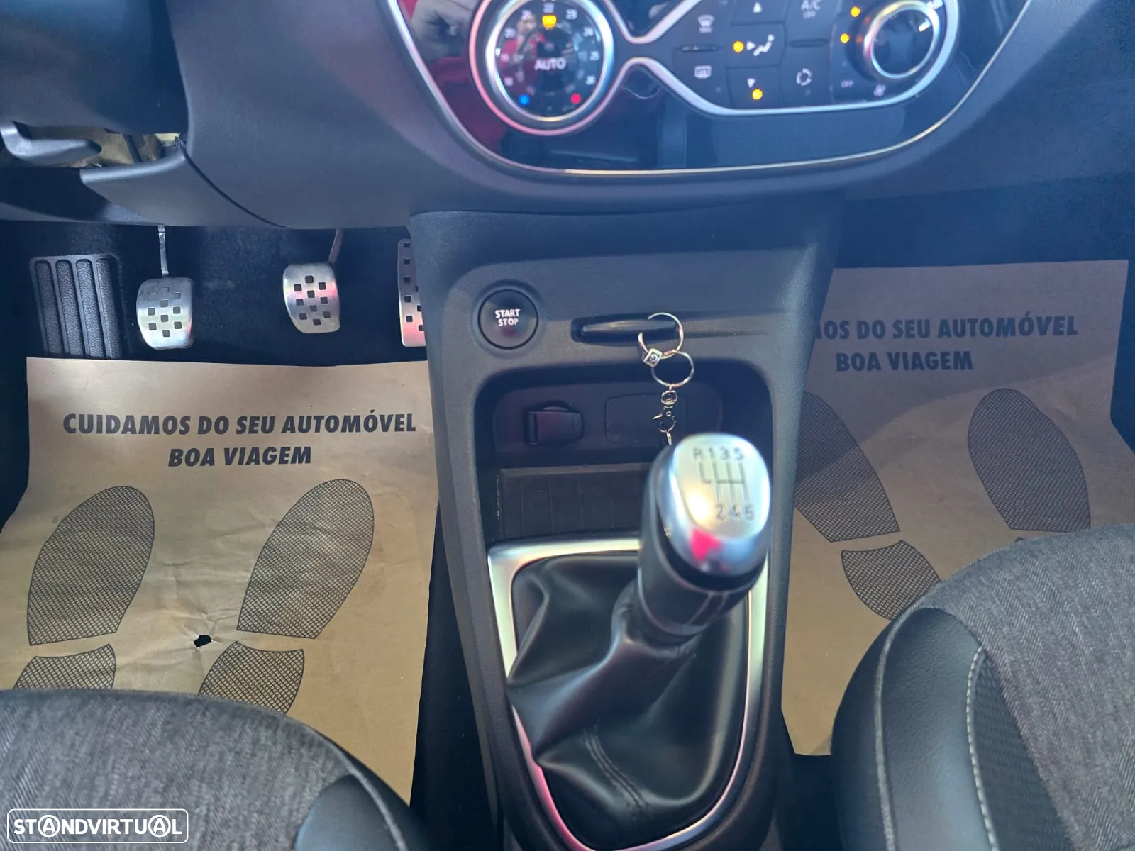 Renault Captur 1.3 TCe Exclusive - 18