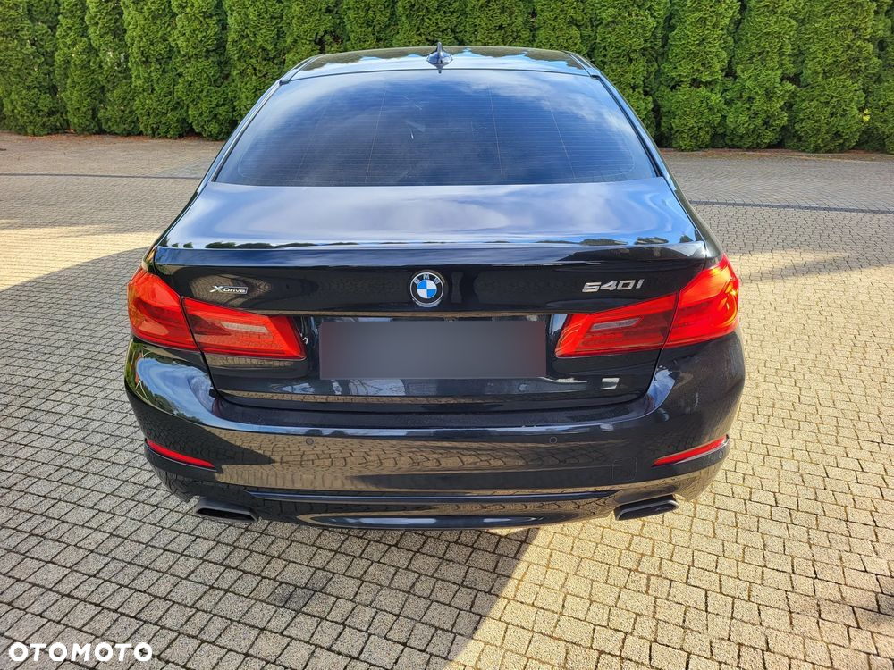 BMW Seria 5 540i xDrive Sport Line sport - 8