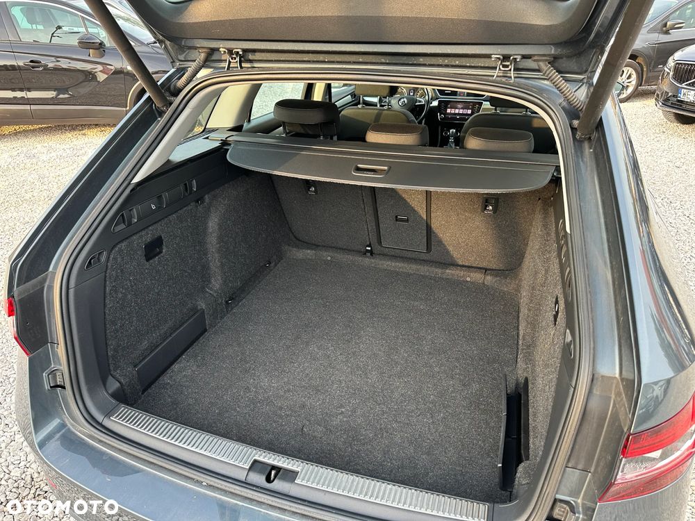 Skoda Superb 2.0 TDI SCR Style DSG - 19