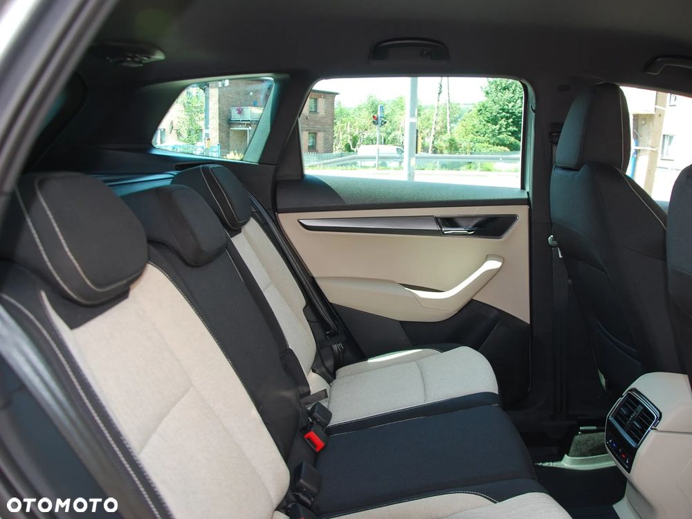Skoda Karoq 1.5 TSI ACT GPF 4x2 Style - 30