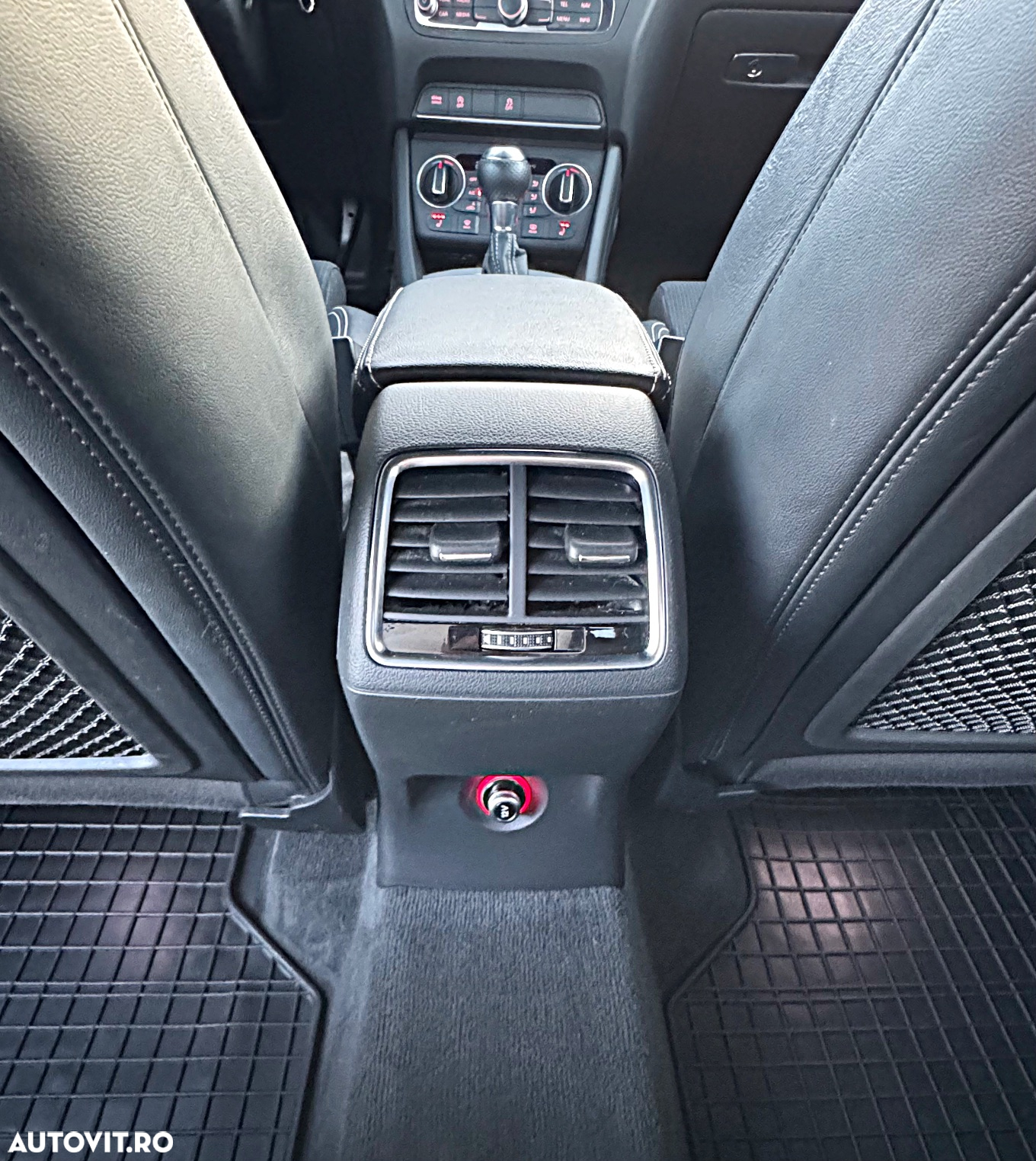 Audi Q3 2.0 35 TDI S tronic - 31