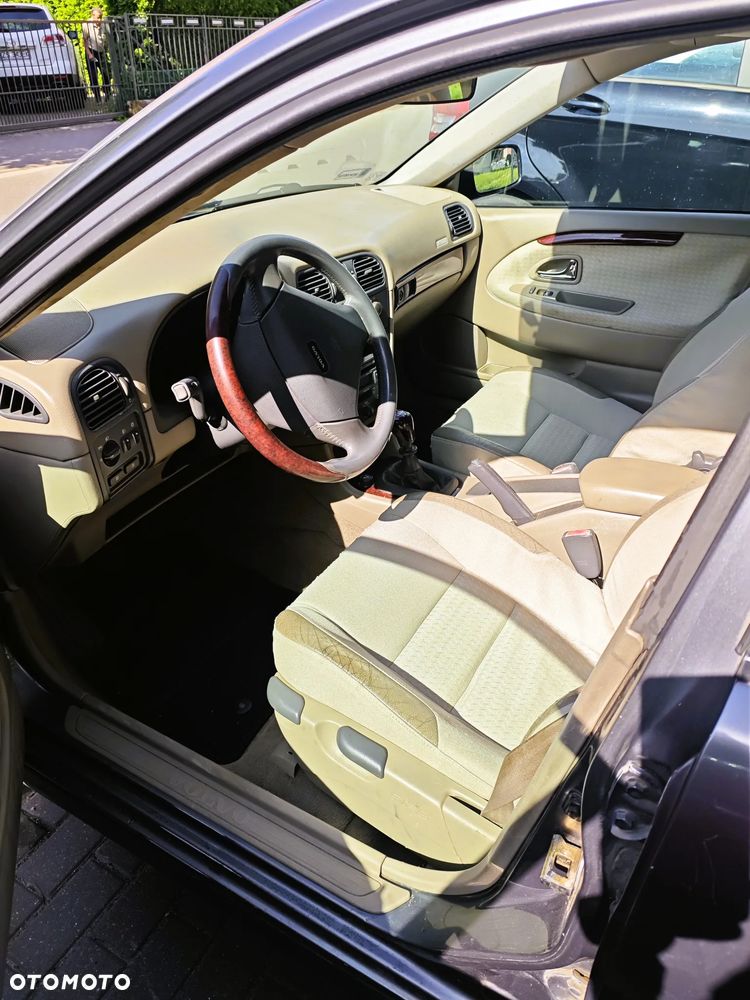 Volvo V40 1.6 - 5
