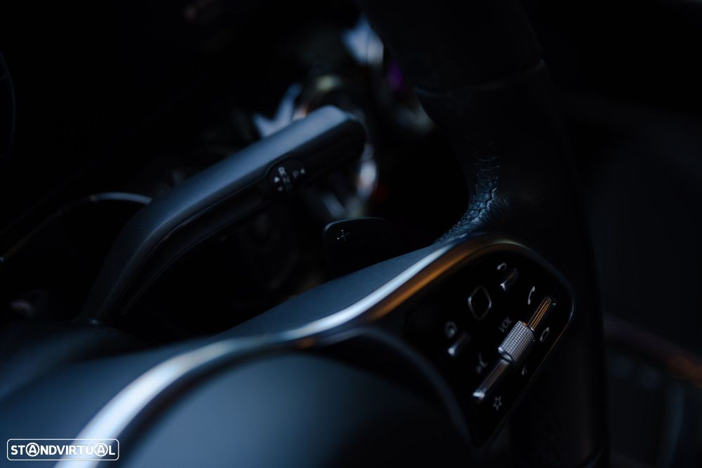 Mercedes-Benz EQA 250+ Edition - 16