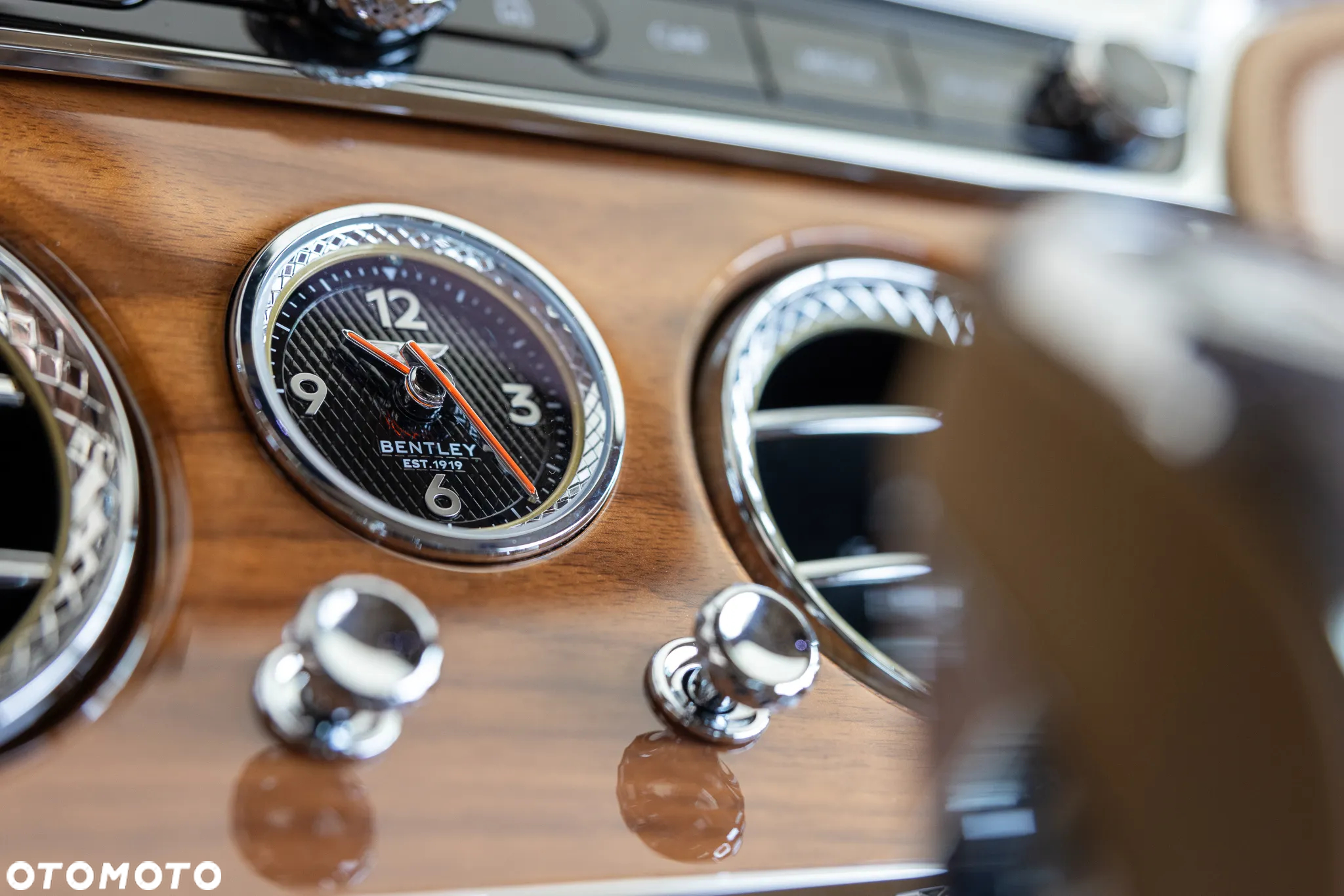Bentley Continental GT V8 S - 23