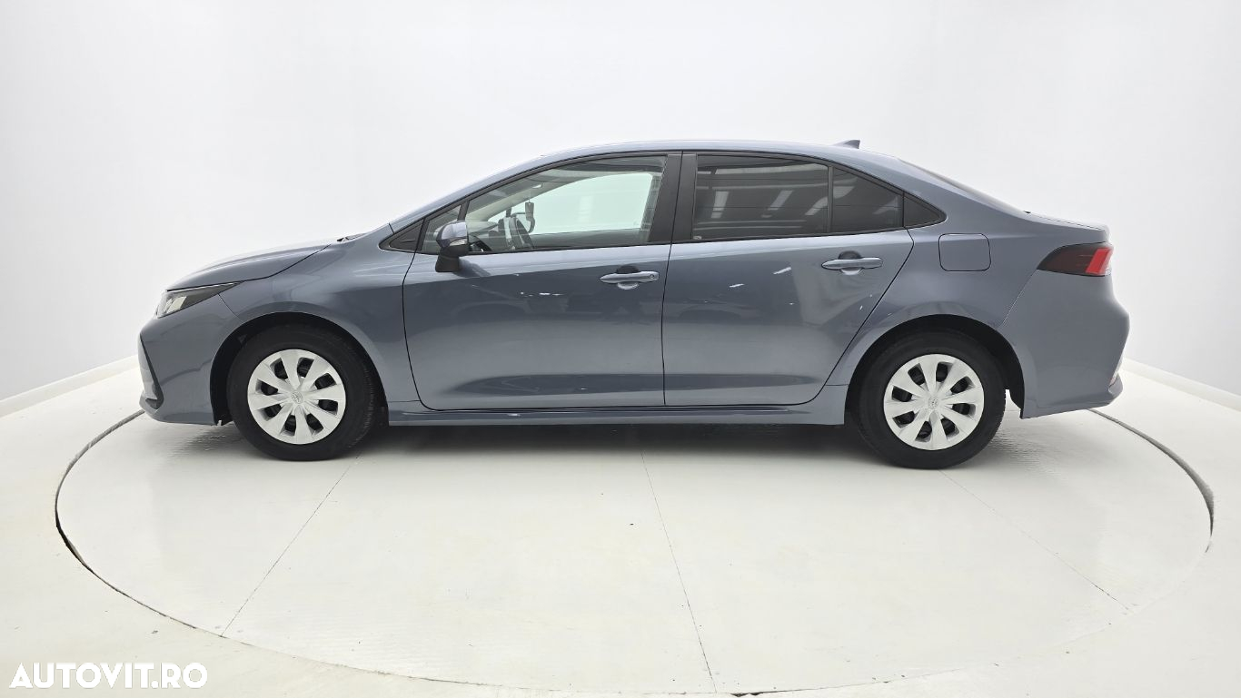 Toyota Corolla - 10