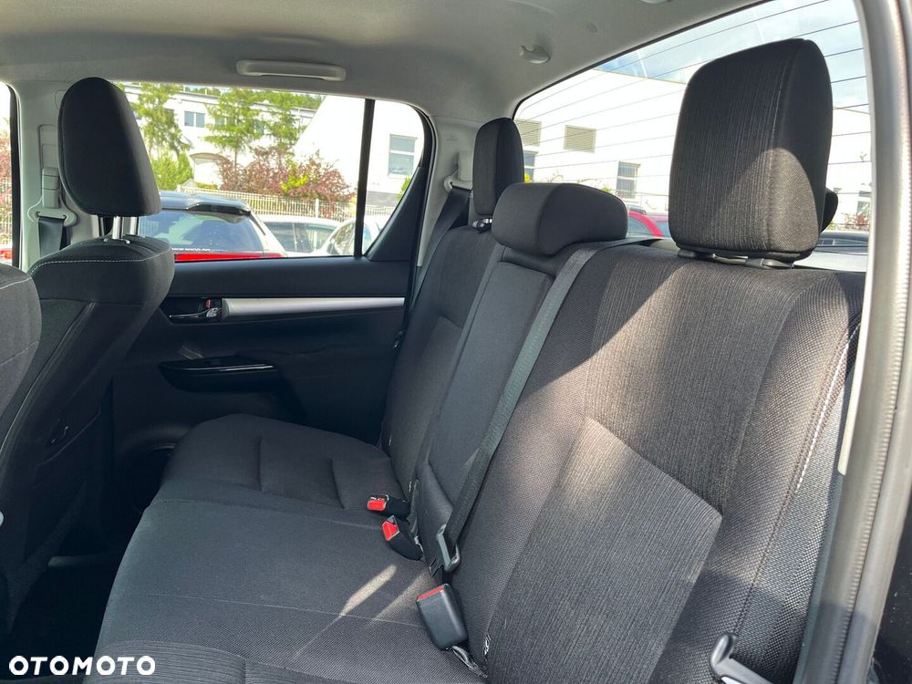 Toyota Hilux 2.8 D-4D mHEV Double Cab Executive 4x4 - 28