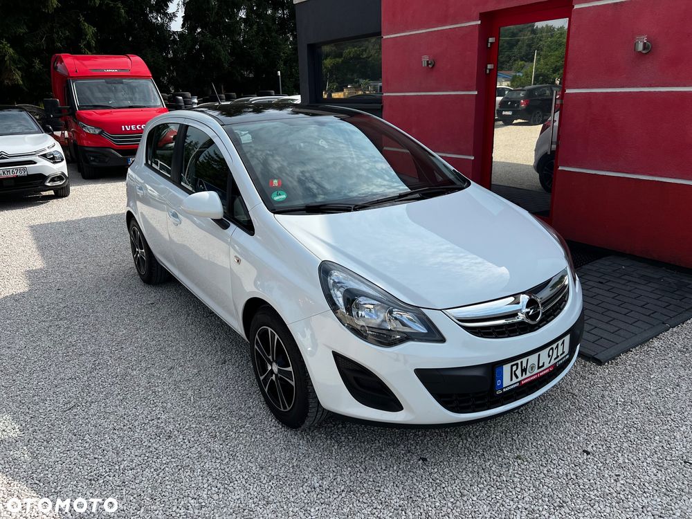 Opel Corsa 1.4 16V Color Stripes