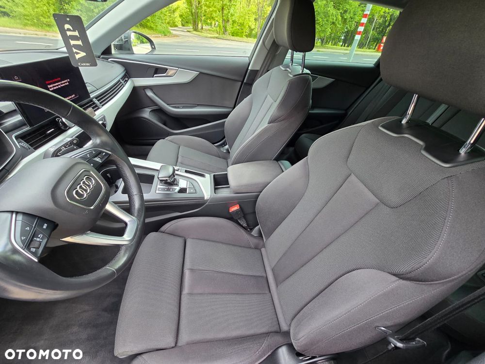 Audi A4 Avant 40 TFSI S tronic - 21