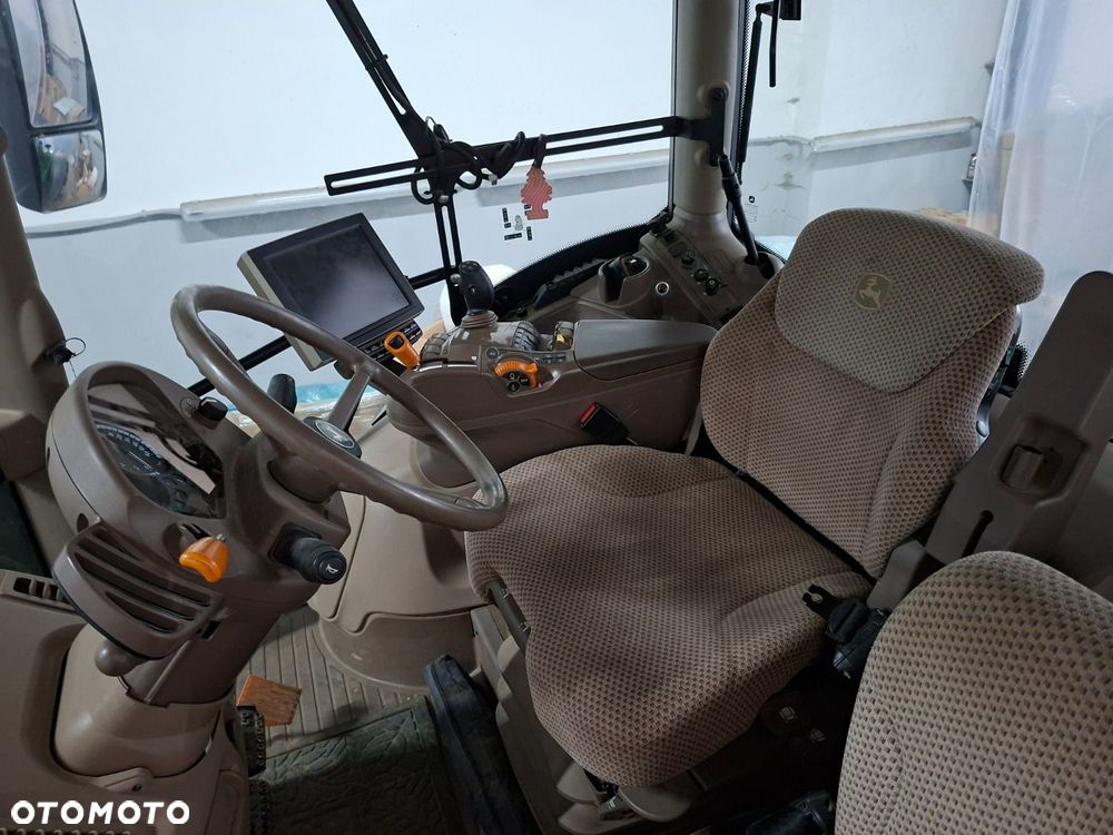 John Deere 6250 R 4X4 - 8