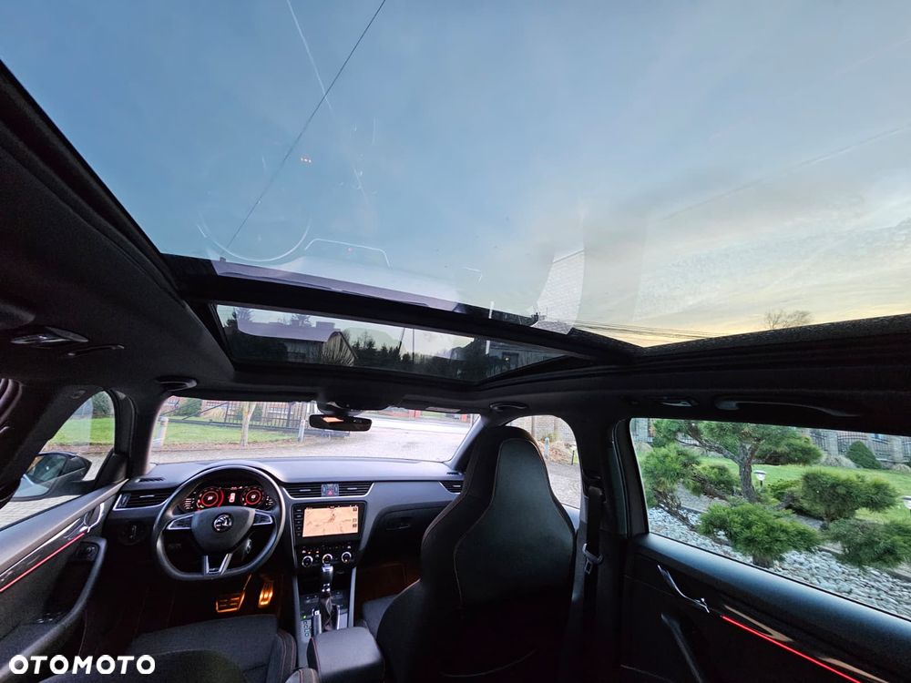 Skoda Octavia 2.0 TDI 4x4 DSG RS - 36