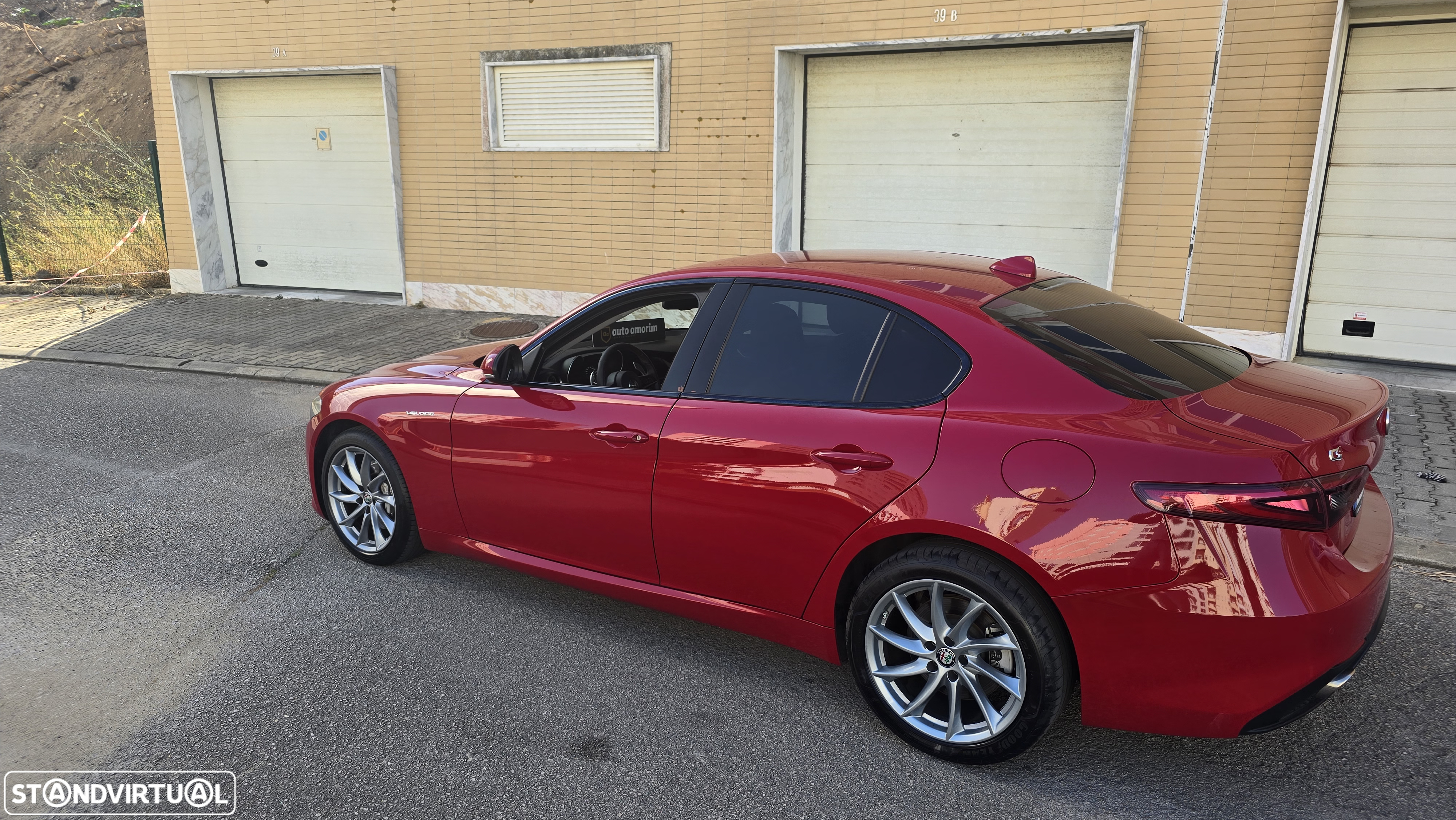Alfa Romeo Giulia 2.2 D Veloce AT8 AWD - 9