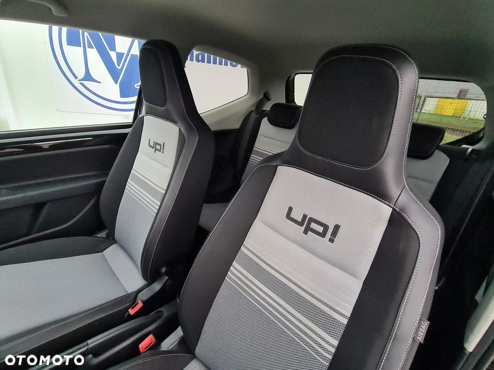 Volkswagen up! 1.0 black - 18