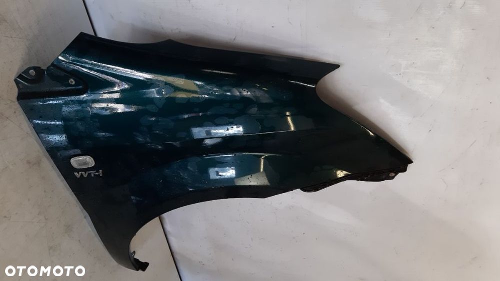 * BŁOTNIK PRAWY DO TOYOTA COROLLA VERSO II 6R4 ZIELONY - 3