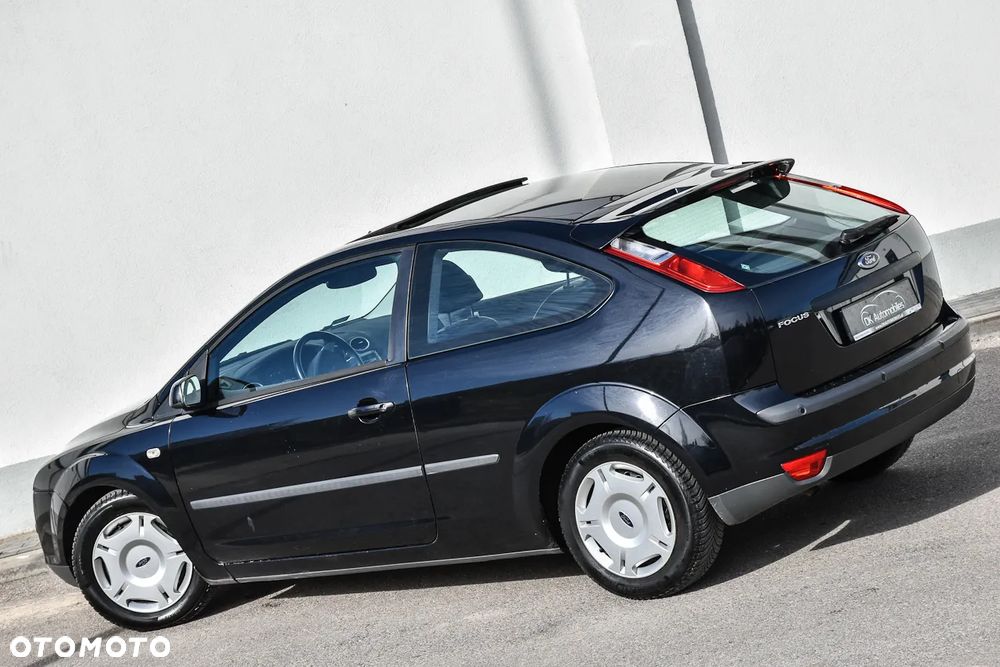 Ford Focus 1.6 16V Titanium - 11