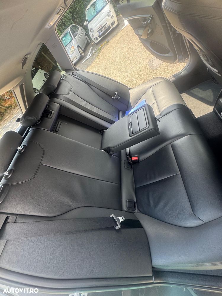 BMW Seria 3 320d xDrive AT - 10