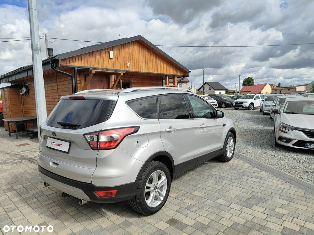 Ford Kuga 1.5 EcoBlue TITANIUM - 4