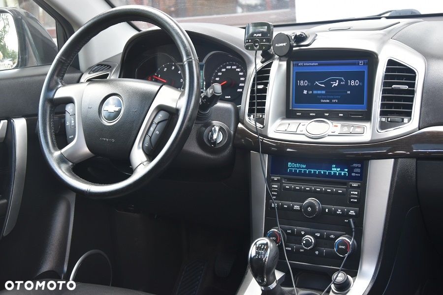 Chevrolet Captiva 2.2 TD AWD LTZ - 22