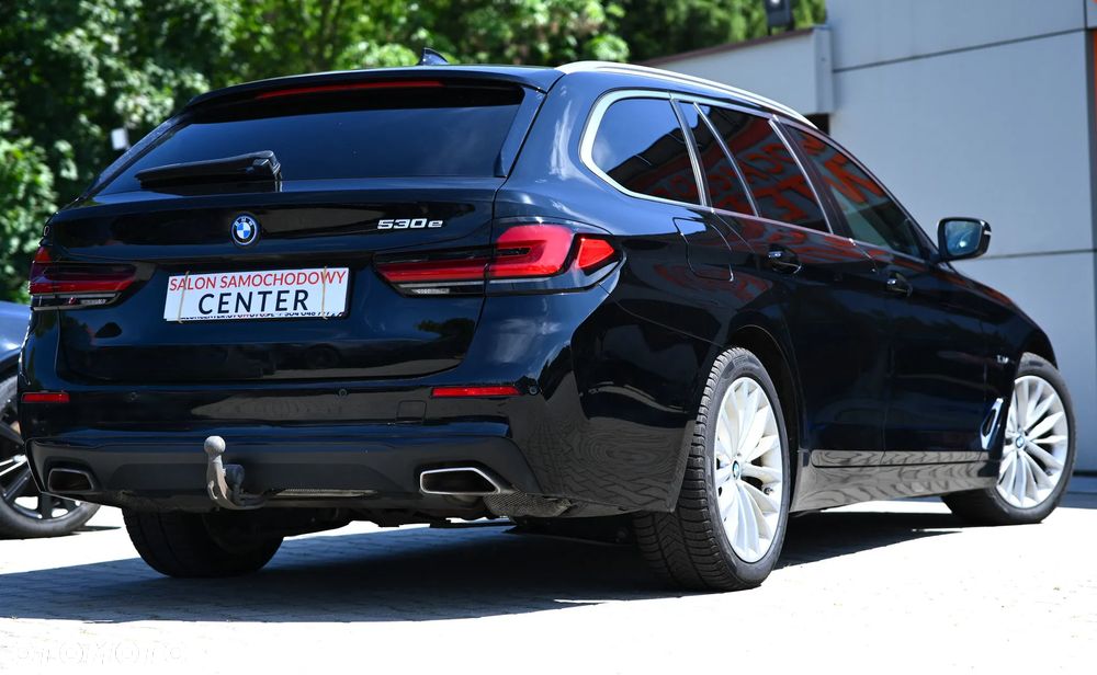 BMW Seria 5 530e - 34