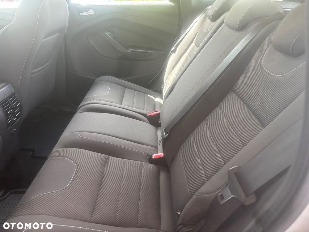 Ford Kuga 1.5 EcoBoost 2x4 SYNC - 24