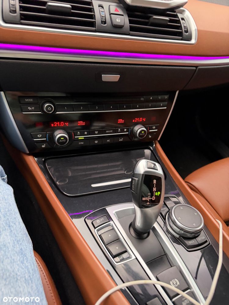 BMW 5GT 520d Luxury Line - 12