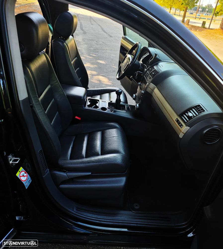 VW Touareg 3.0 TDI V6 - 30
